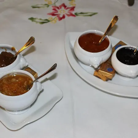 Alojamento de Acomodação e Pequeno-almoço Elda