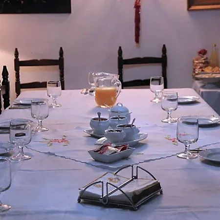 Bed & Breakfast Elda 3*
